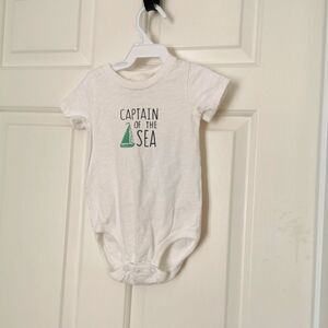 5/$10 Carter's short sleeve onesie 12 m